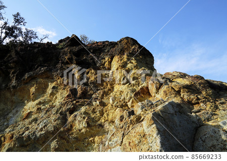 凝灰岩角礫岩露頭 85669233