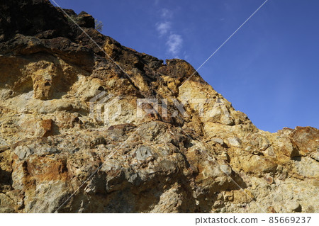 Outcrops of tuff breccia 85669237