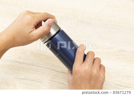 我的瓶裝水瓶 85671279