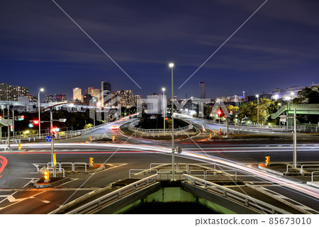 Night view of Oi Junction on the Tokyo Metropolitan Expressway Bayshore Line Night view of Oi Junction on the Tokyo Metropolitan Expressway Bayshore Line 85673010