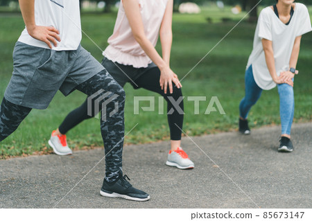 跟腱拉伸 跟腱拉伸 85673147