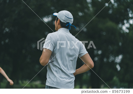 Men jogging 85673199