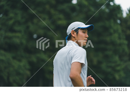 Men jogging 85673218