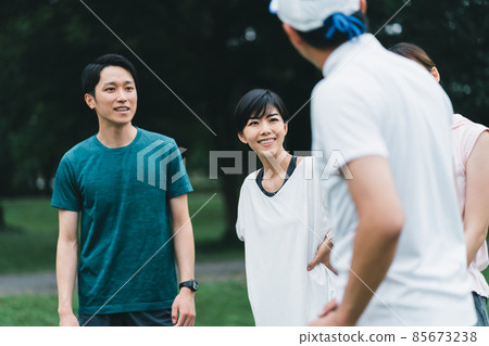 運動裝男女 運動裝男女 85673238