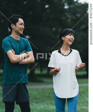 運動裝男女 運動裝男女 85673244