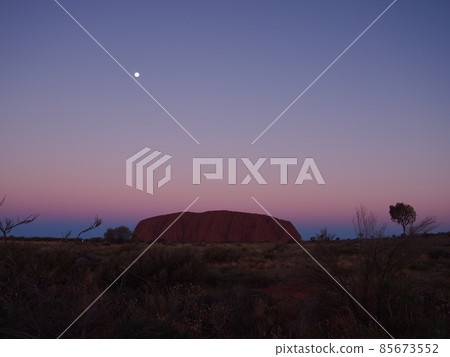 Uluru 85673552
