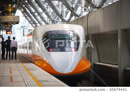 台灣高速鐵,車站,月台,列車,台湾高速鉄道、駅、プラットホーム、電車、station, 台灣高速鐵,車站,月台,列車,台湾高速鉄道、駅、プラットホーム、電車、station, 85674441