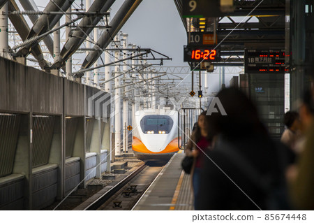 台灣高速鐵,車站,月台,列車,台湾高速鉄道、駅、プラットホーム、電車、station, 台灣高速鐵,車站,月台,列車,台湾高速鉄道、駅、プラットホーム、電車、station, 85674448