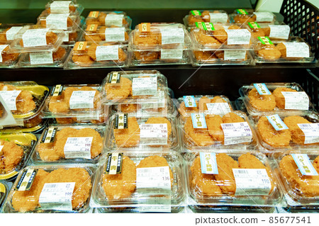 Supermarket ready-made 85677541