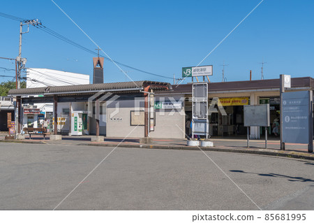 Scenery in front of the station Shin-Akitsu Station 85681995