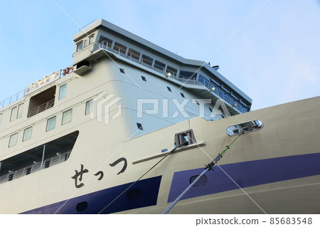 瀨戶內海的大型渡輪 瀨戶內海的大型渡輪 85683548