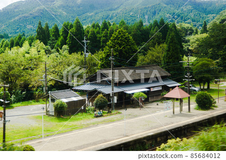 肥薩線正崎站的風景（折返的風景） 85684012