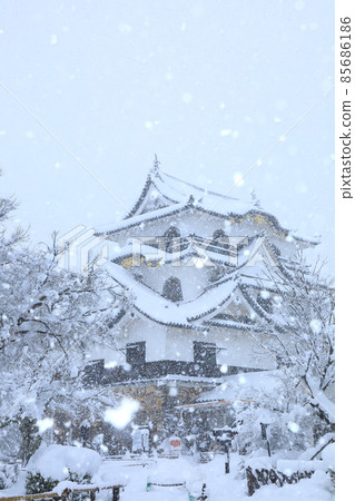 國寶彥根城雪景 國寶彥根城雪景 85686186