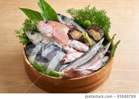 Assorted fresh fish 85688789
