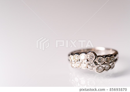 Diamond ring Diamond ring 85693870