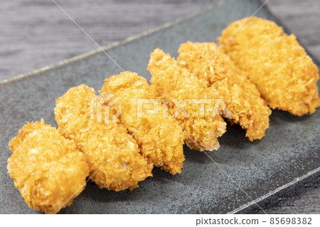 Delicious fried oysters 85698382