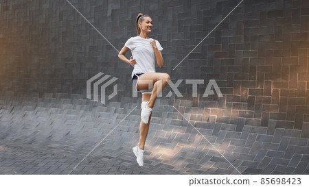 sportive woman outdoor, beautiful caucasian female workout sportive woman outdoor, beautiful caucasian female workout 85698423