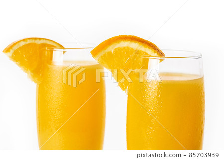 Orange mimosa cocktail 85703939