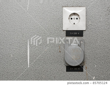 Socket 85705124