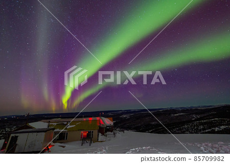 Beauitful aurora over the night sky at Ski Land 85709982
