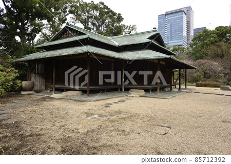 The tea house of the Imperial Palace East Gardens Suwa 85712392