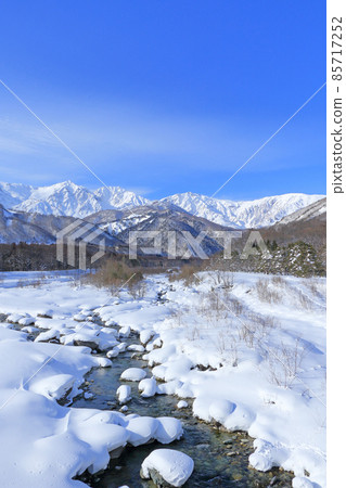 Winter Hakuba Miyama wishing from Hakuba Ohashi Winter Hakuba Miyama wishing from Hakuba Ohashi 85717252