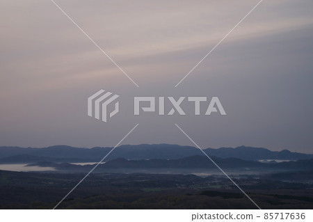 《Okayama Prefecture》 April morning, the scenery seen from Kimendai 《Okayama Prefecture》 April morning, the scenery seen from Kimendai 85717636