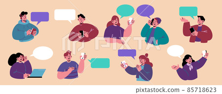 Young people with smartphones and speech bubbles 85718623