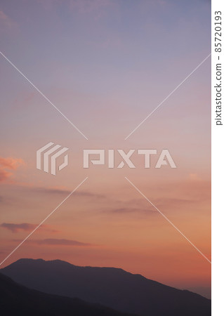 《岡山縣》秋天的早晨，從金門台看風景[11月] 85720193