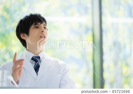 白大褂男研究員攝影合作：LINK FOREST 85721698