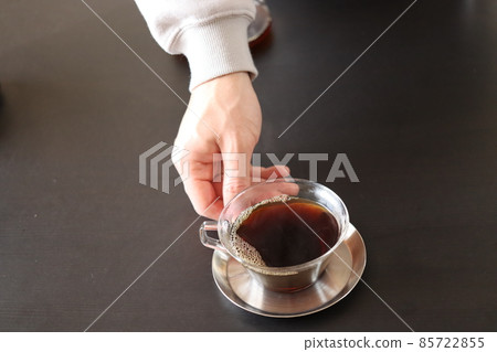 Order coffee at the cafe Barista Order coffee at the cafe Barista 85722855