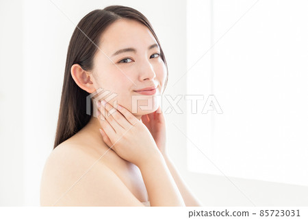 Female beauty beauty skin care hair care 85723031