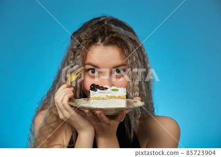 girl eats dessert girl eats dessert 85723904