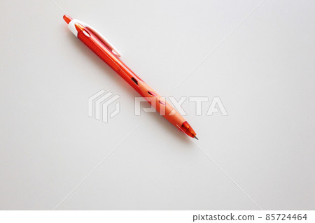 顏色、設計、易於抓握、易於繪畫……不斷發展的文具旗手和筆 顏色、設計、易於抓握、易於繪畫……不斷發展的文具旗手和筆 85724464