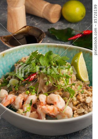 pad Thai noodles with shrimp and peanuts. Asian cuisine pad Thai noodles with shrimp and peanuts. Asian cuisine 85728199