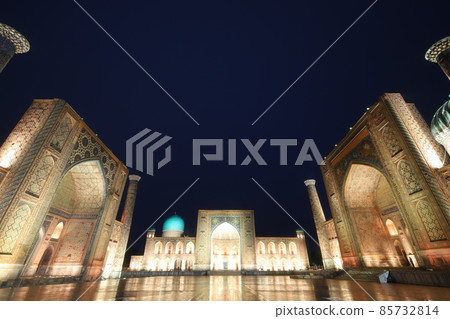 Registan Square Illuminated 85732814