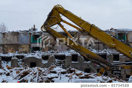 destroyed multi-storey residential building in the city destroyed multi-storey residential building in the city 85734589