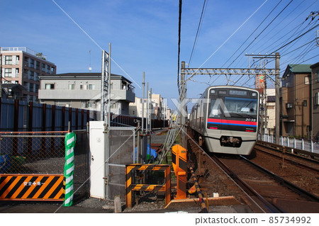 Near Tateishi on the Keisei Oshiage Line under construction to elevate (August 2020) 85734992
