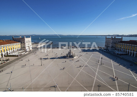 PORTUGAL LISBON PARCA DO COMERCIO 85740581
