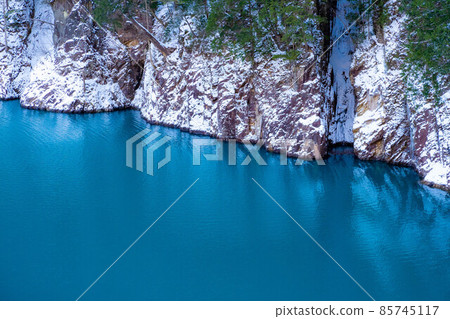 Takase Valley in winter [Nagano Prefecture] 85745117