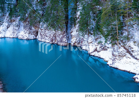 Takase Valley in winter [Nagano Prefecture] 85745118