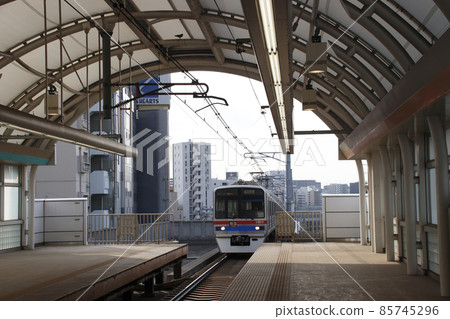 [KS02] Keisei Line arriving at Nippori Station (Limited Express: bound for Narita Airport) 85745296