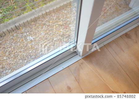 呼氣窗鍵 85748802