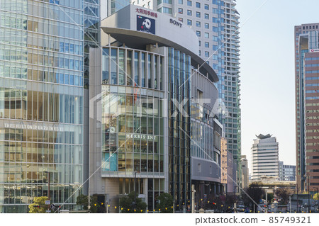 從 JR 大阪站到大阪西梅田街景 85749321