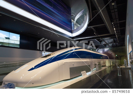 在山梨縣立直線旅遊中心展出的直線電機車 在山梨縣立直線旅遊中心展出的直線電機車 85749658