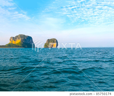 Chicken Island. The tropical landscape. Railay, Thailand Chicken Island. The tropical landscape. Railay, Thailand 85750174