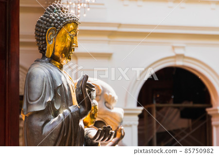 Buddha statues at Gangaramaya Temple, Colombo, Sri Lanka Buddha statues at Gangaramaya Temple, Colombo, Sri Lanka 85750982