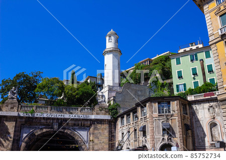 A quiet moment in the Galleria Giuseppe Garibaldi in Genoa 85752734