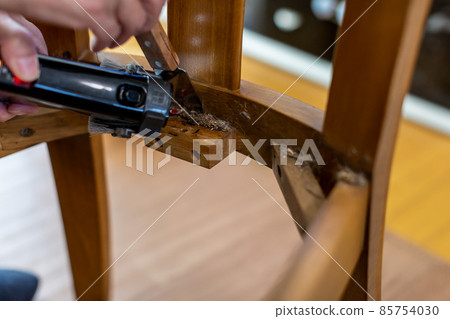 Chair repair and maintenance 85754030