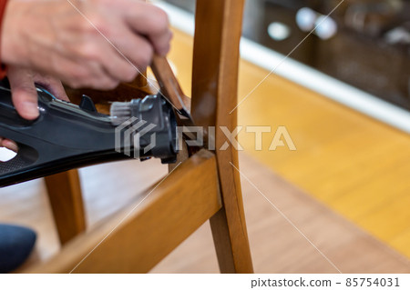 Chair repair and maintenance 85754031